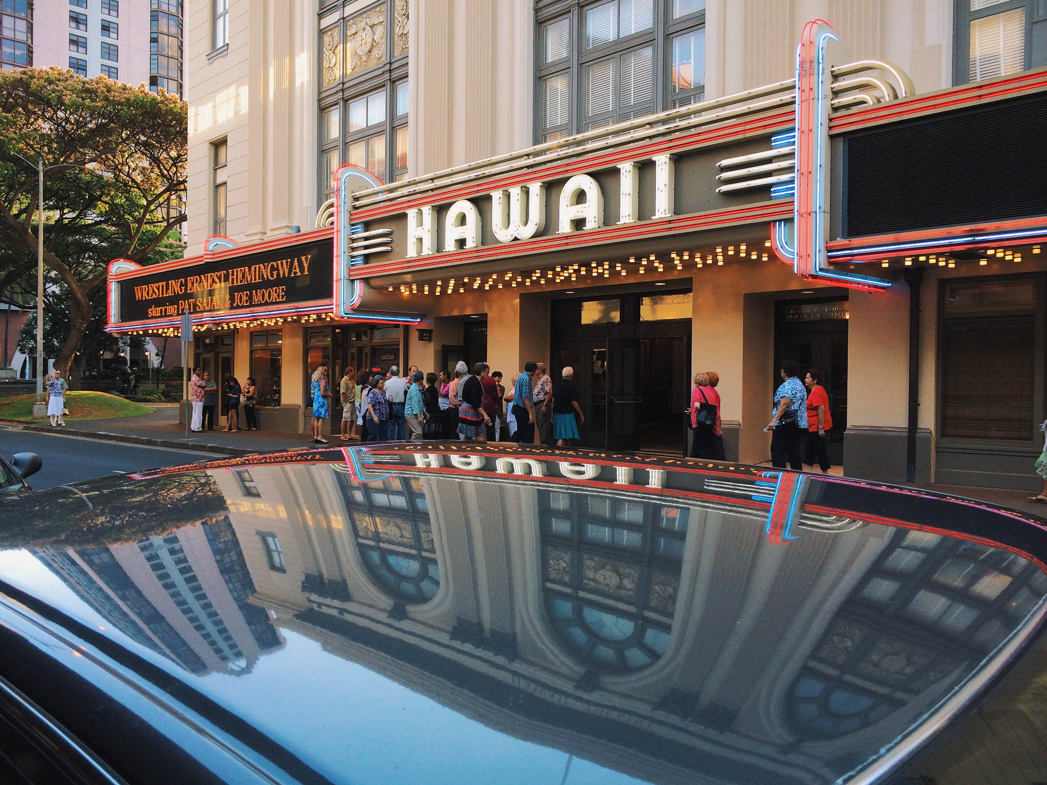 Somethings going on at the Hawaii Theatre